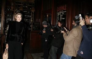 Kristen Johnston
@ BroadwayWorld Kristen Johnston
Photo