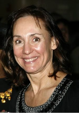 Laurie Metcalf Photo