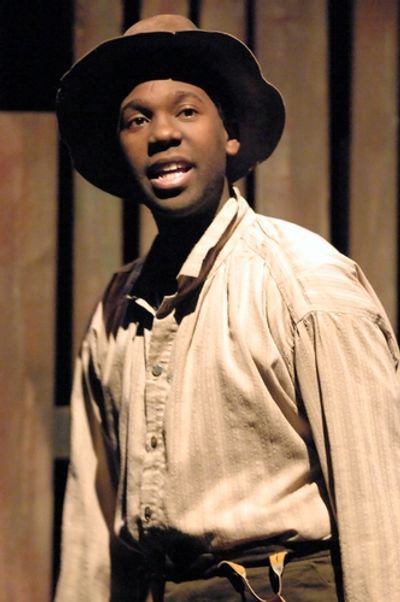 Eric Avery
 Photo