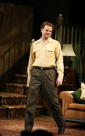 Kevin Anderson
@ BroadwayWorld Kevin Anderson
Photo