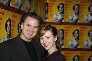 Kevin Anderson and Zoe Kazan
@ BroadwayWorld Kevin Anderson and Zoe Kazan
Photo