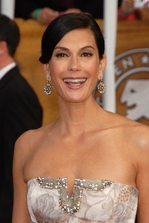 Teri Hatcher Photo
