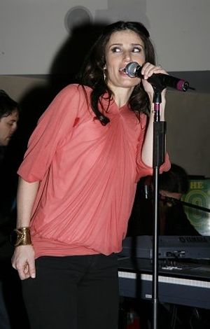 Idina Menzel Photo