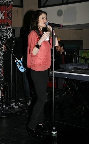 Idina Menzel Photo