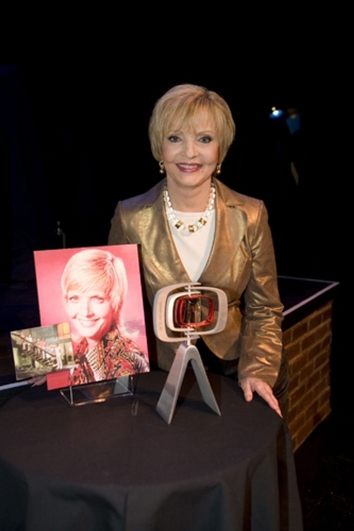 Florence Henderson: Unveiling The TV Land Pop Culture Icon Award at 
