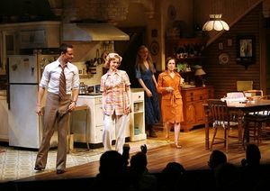 Chandler Williams, Jessica Stone, Jennifer Dundas and Sarah Paulson @ BroadwayWorld Chandler Williams, Jessica Stone, Jennifer Dundas and Sarah Paulson Photo