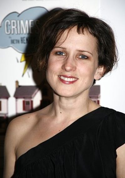 Jennifer Dundas Photo