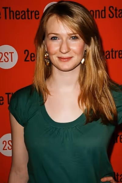 Halley Feiffer Photo
