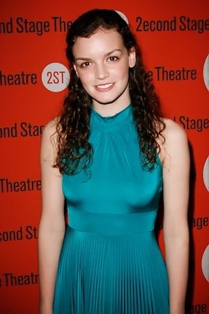 Jennifer Damiano Photo