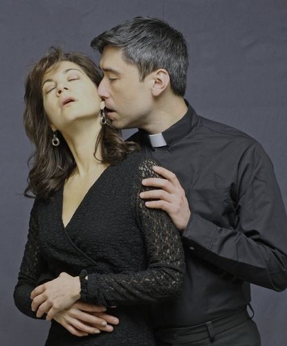 Photos: 'Questa' Begins 2/23 at Wings Theatre — photo 4 of 5