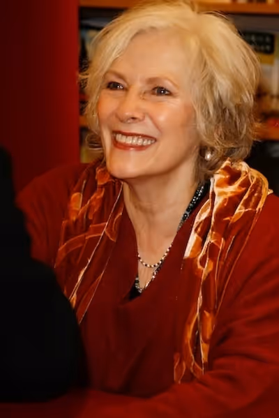 Betty Buckley Photo