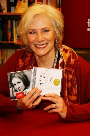 Betty Buckley Photo