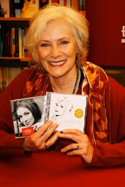 Betty Buckley Photo