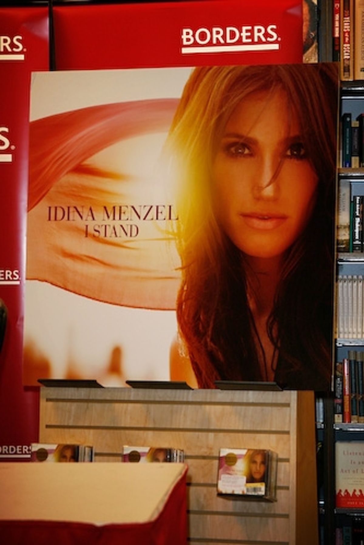 Idina Menzel at Borders at Time Warner Center at 