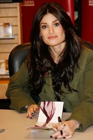 Idina Menzel Photo