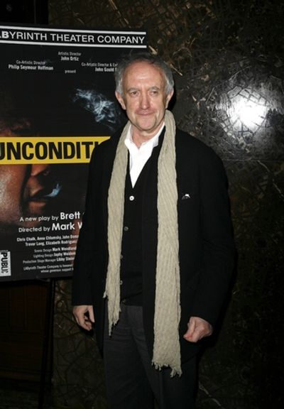 Jonathan Pryce Photo