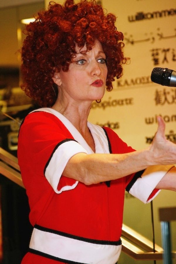 Janet Dickinson Photo