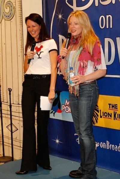 Sherie Rene Scott Photo