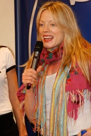 Sherie Rene Scott Photo