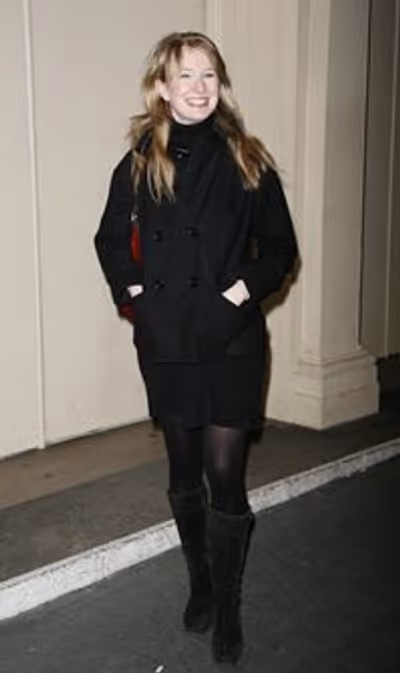 Halley Feiffer Photo
