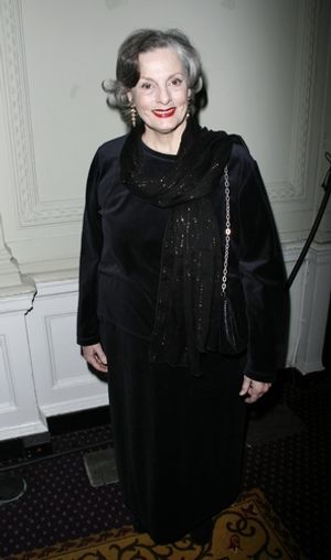 Dana Ivey Photo