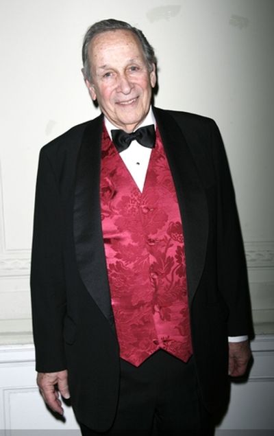 Larry Keith Photo