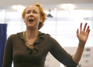 Harriet Harris  Photo