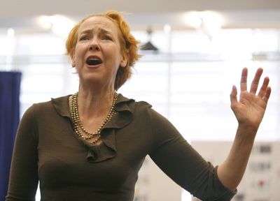 Harriet Harris  Photo