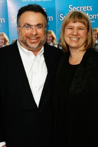 Photos: 'Secrets of a Soccer Mom' Opening Night — photo 11 of 18