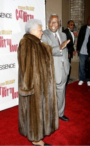 Hank Aaron and wife Photo