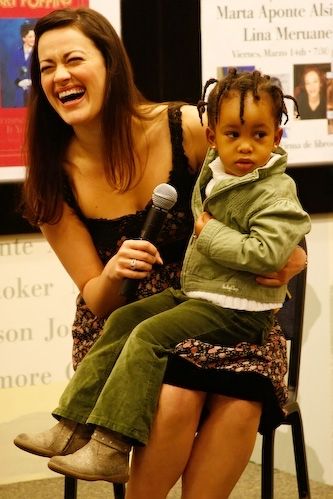 Photo Coverage: Ashley Brown, Michael Lassel at Barnes & Noble Book-Signing — photo 20 of 30