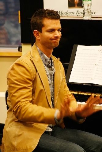 Photo Coverage: Ashley Brown, Michael Lassel at Barnes & Noble Book-Signing — photo 21 of 30