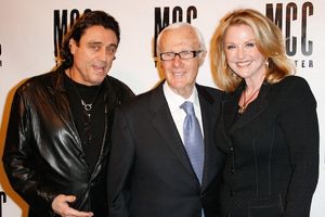 Ian McShane, Jerry Frenkel and Gwen McShane Photo