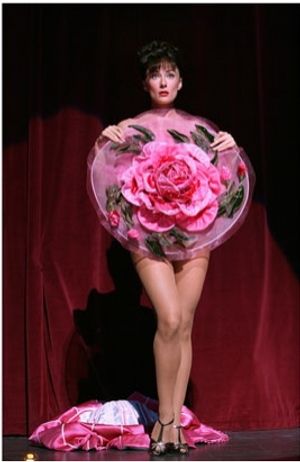 Laura Benanti (Photo Credit: Joan Marcus) Photo