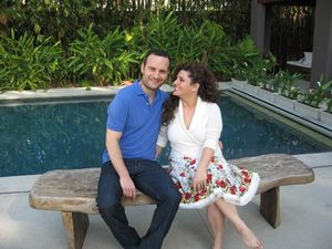 Marissa Jaret Winokur and hubby, Judah Miller Photo