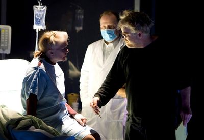 Ellen Burstyn, Sidney Williams and director Philip Seymour Hoffman Photo
