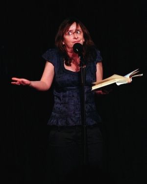 
Rachel Dratch reads Joan Lunden Photo