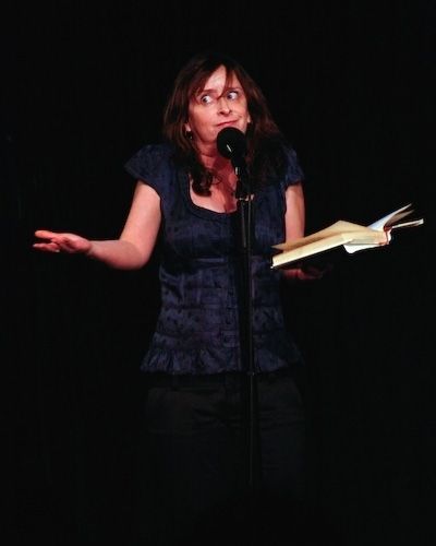 
Rachel Dratch reads Joan Lunden Photo