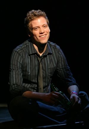 Barrett Foa  Photo