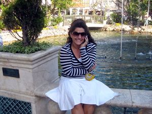 Marissa Jaret Winokur: "Then I went to The Grove (a mall in Hollywood next to the stu Photo