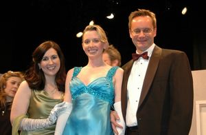 Stephanie D'Abruzzo, Patti Goetticher (show hostess) and Michael Riedel Photo