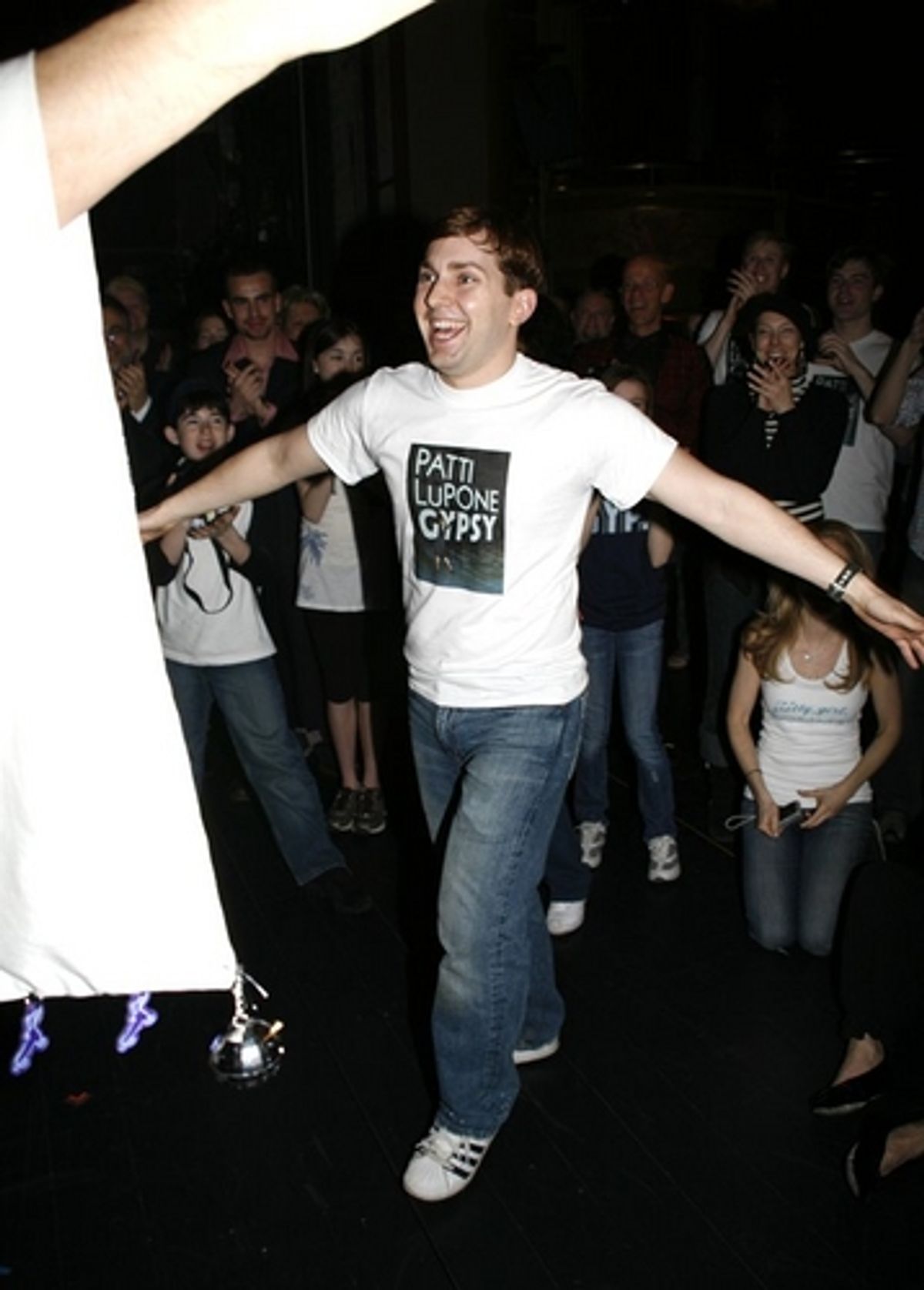 Steve Konopelski warms up the crowd at 