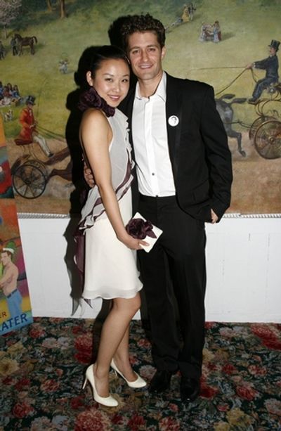 Li Jun Li and Matthew Morrison Photo