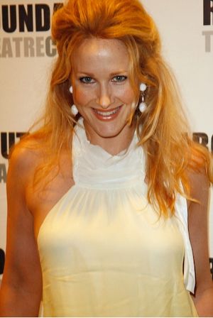 Katie Finneran
 Photo