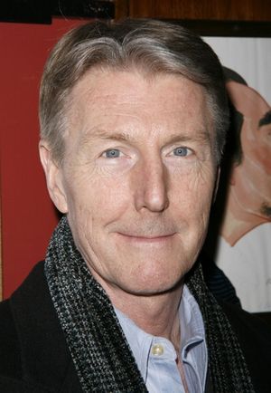 Byron Jennings
 Photo