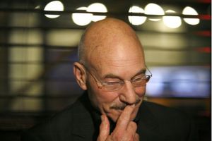 Patrick Stewart 
 Photo