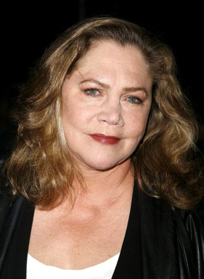 Kathleen Turner 
 Photo