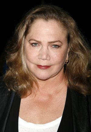 Kathleen Turner 
 Photo