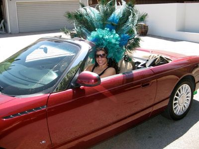 Marissa Jaret Winokur: "Nothing is weird in LA!
No one even looked twice at me!" Photo
