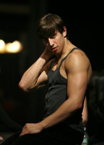 Photos: Mario Lopez Joins 'A Chorus Line' — photo 9 of 80